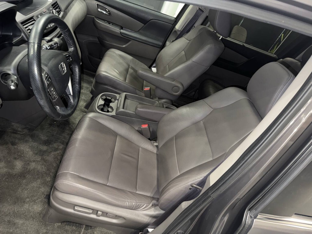 2014 Honda Odyssey Image 19