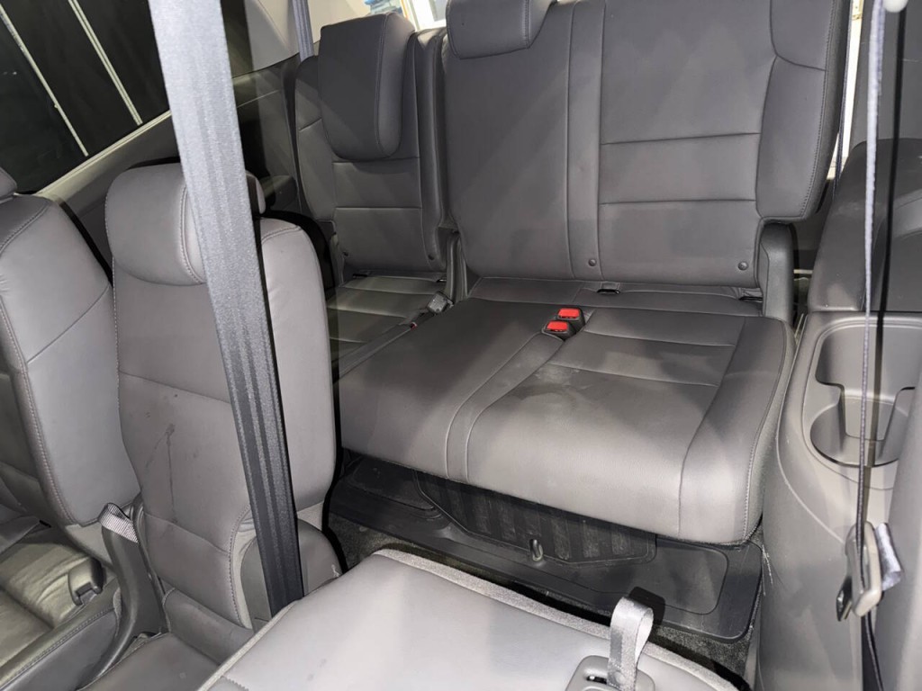 2014 Honda Odyssey Image 25