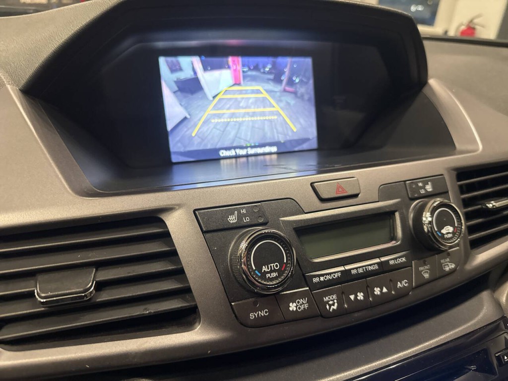 2014 Honda Odyssey Image 32