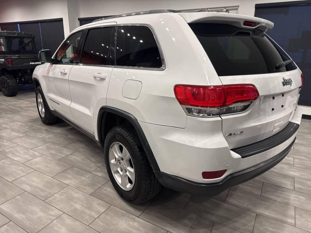 2016 Jeep Grand Cherokee Image 12