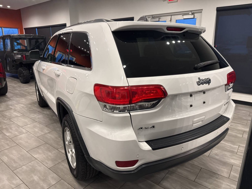 2016 Jeep Grand Cherokee Image 13