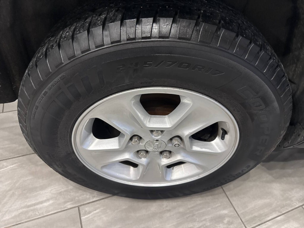 2016 Jeep Grand Cherokee Image 16