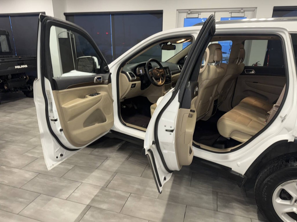 2016 Jeep Grand Cherokee Image 17