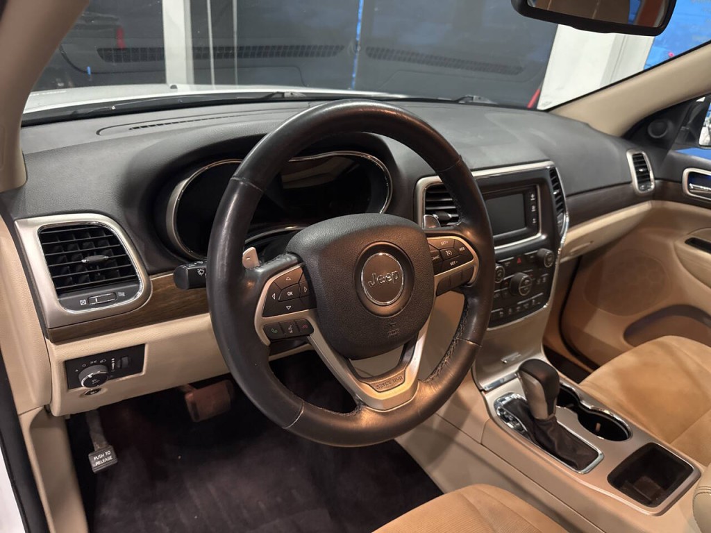 2016 Jeep Grand Cherokee Image 21