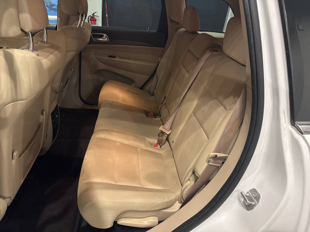 2016 Jeep Grand Cherokee Image 24