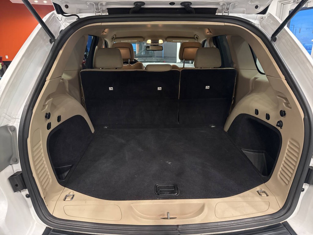 2016 Jeep Grand Cherokee Image 25