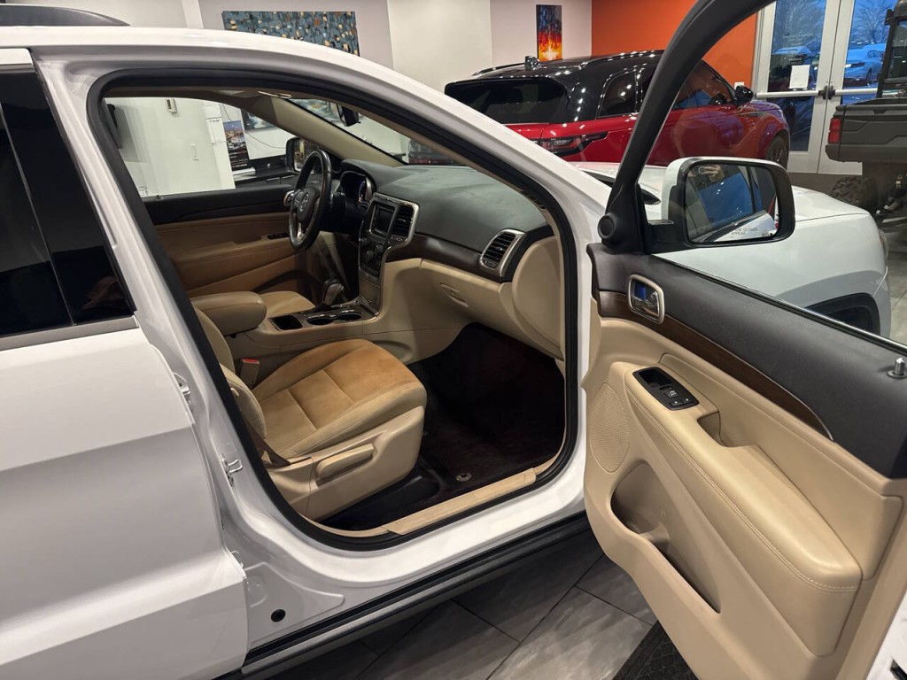 2016 Jeep Grand Cherokee Image 27