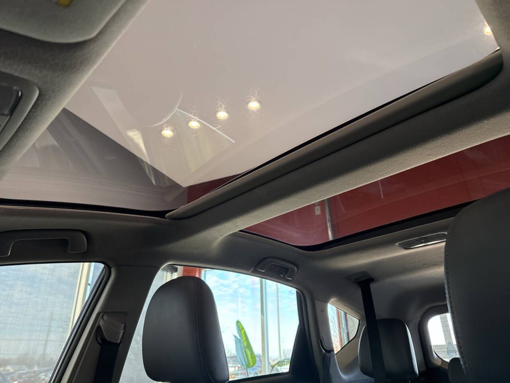 2014 Toyota Prius Image 27