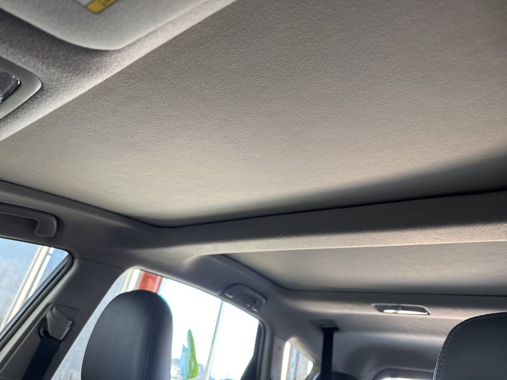 2014 Toyota Prius Image 28