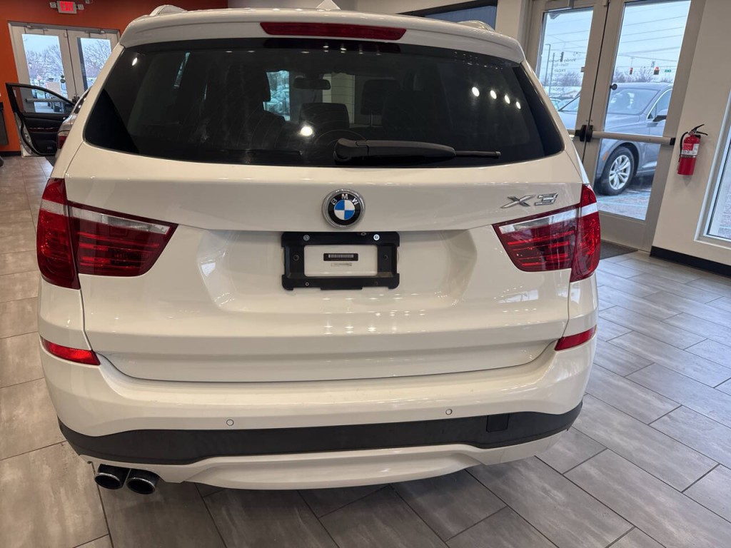 2016 BMW X3 Image 11