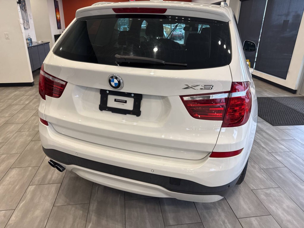 2016 BMW X3 Image 12