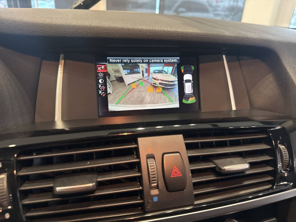 2016 BMW X3 Image 35