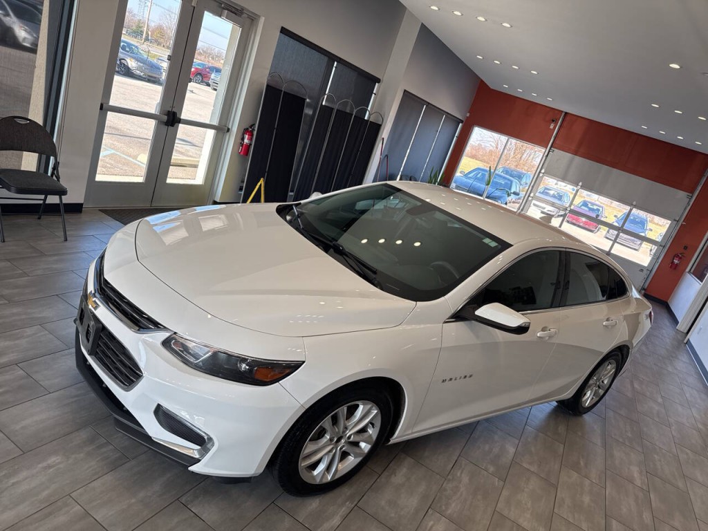 2018 Chevrolet Malibu Image 8