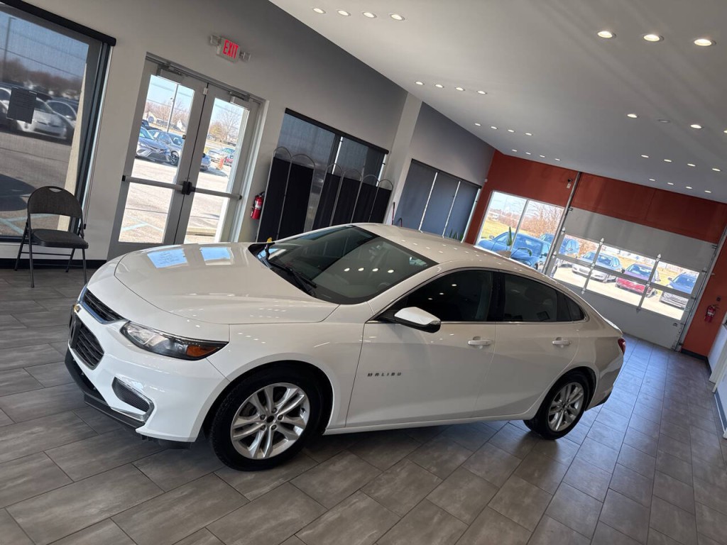 2018 Chevrolet Malibu Image 9