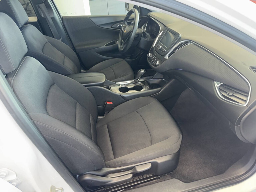 2018 Chevrolet Malibu Image 22