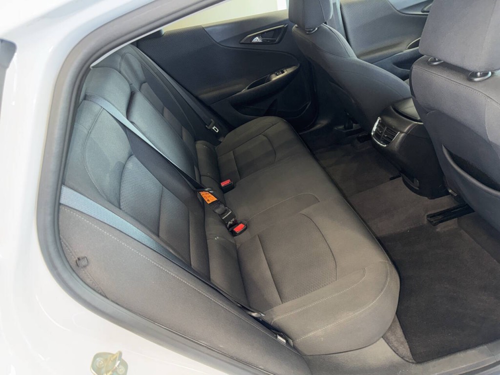 2018 Chevrolet Malibu Image 23