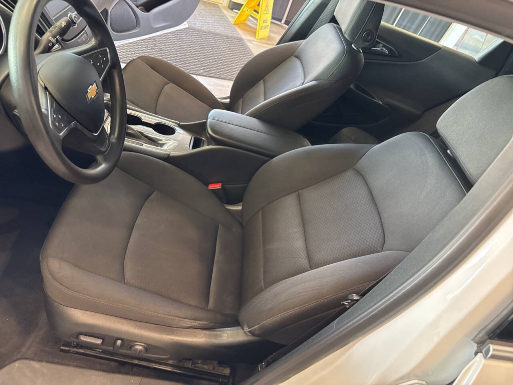 2018 Chevrolet Malibu Image 27