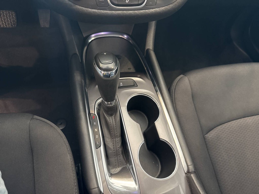 2018 Chevrolet Malibu Image 32