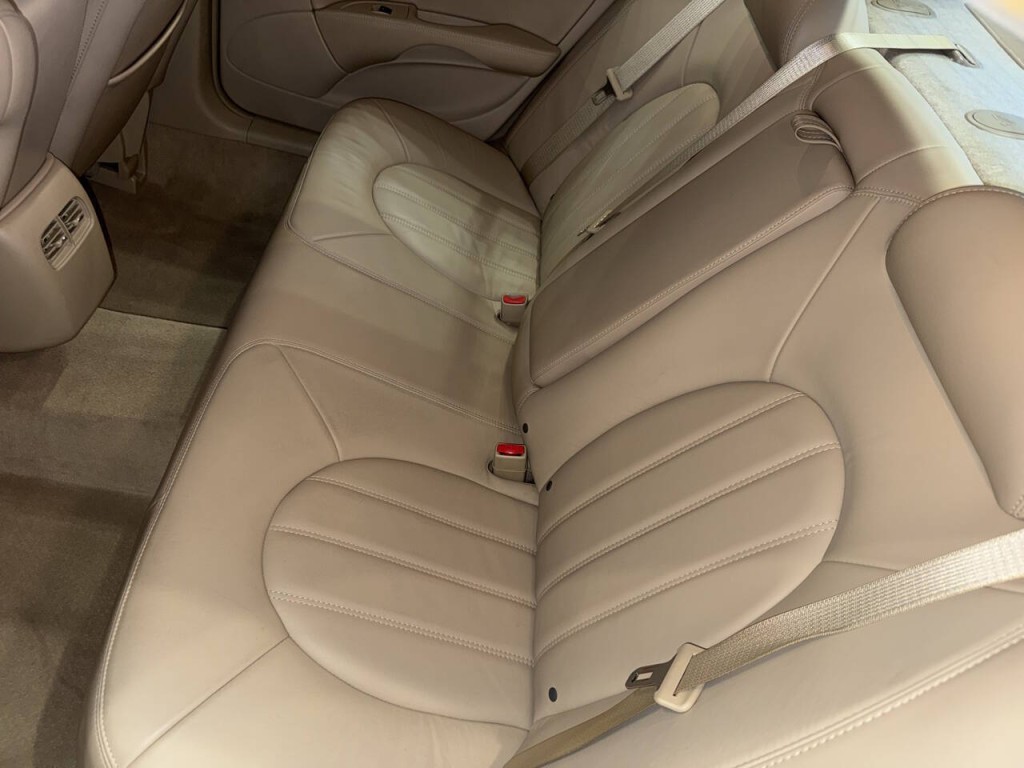 2011 Buick Lucerne Image 13