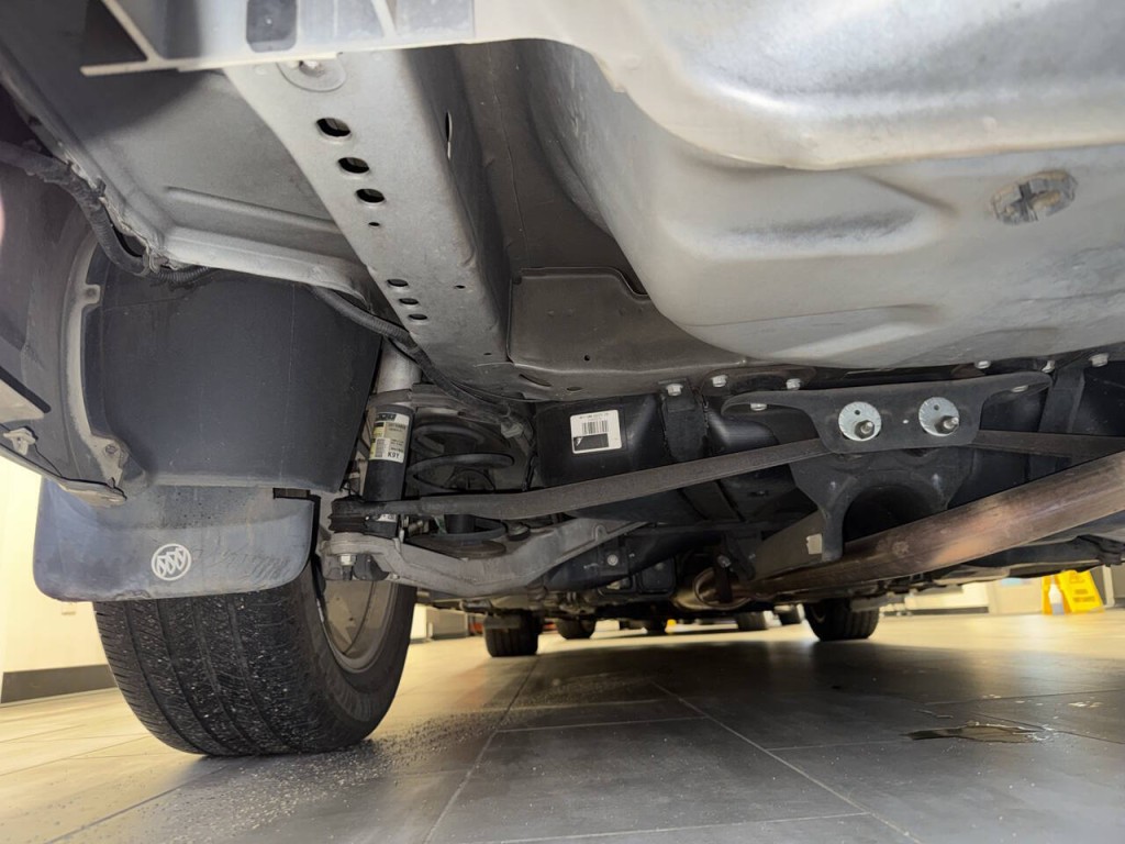 2011 Buick Lucerne Image 14