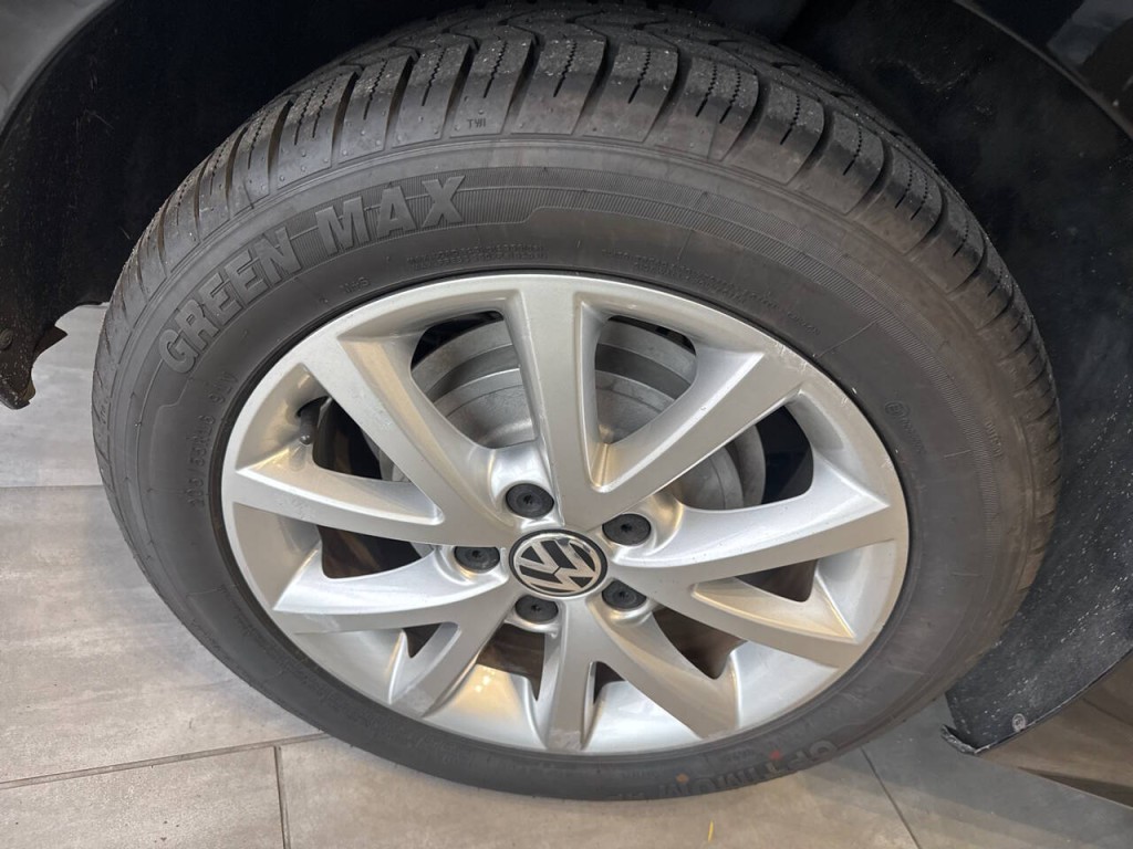 2012 Volkswagen Jetta Image 16