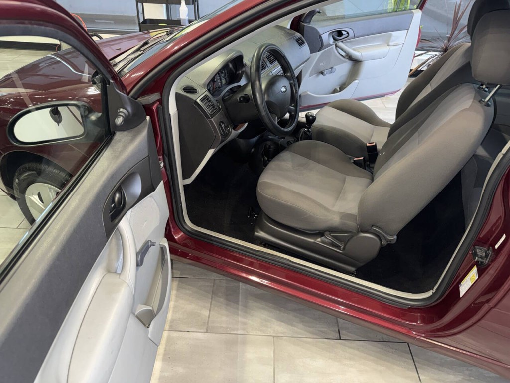 2007 Ford Focus Image 16