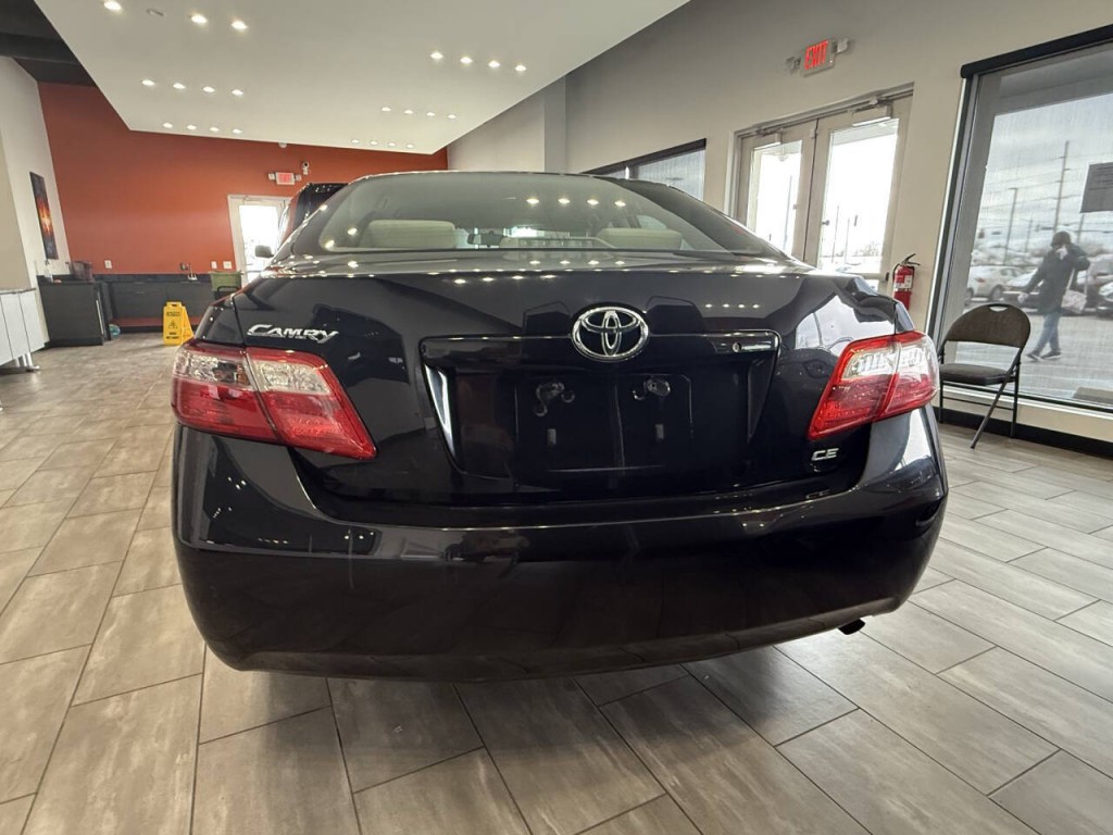 2007 Toyota Camry Image 6