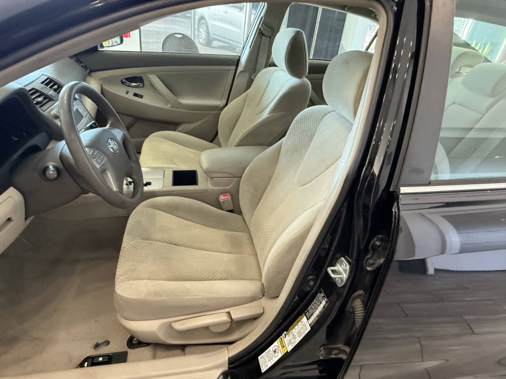 2007 Toyota Camry Image 13