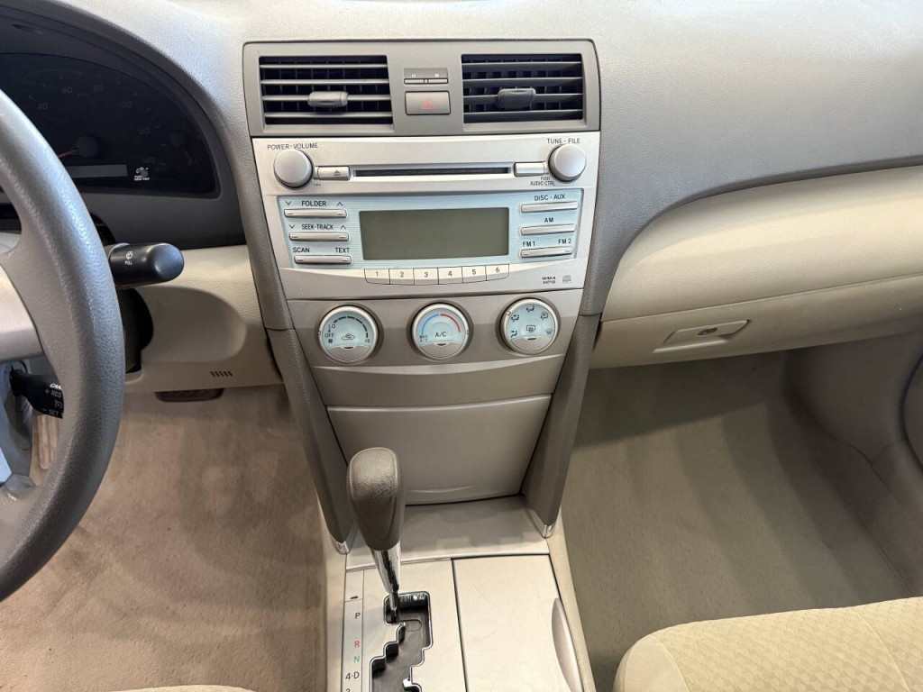 2007 Toyota Camry Image 19