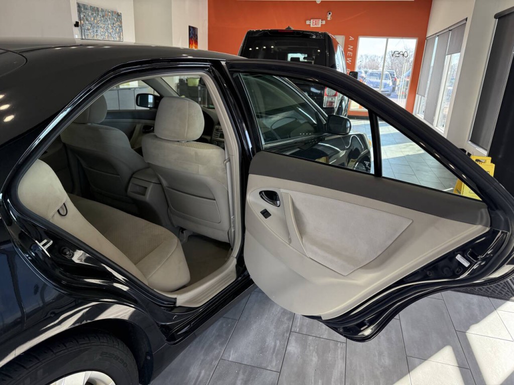 2007 Toyota Camry Image 30