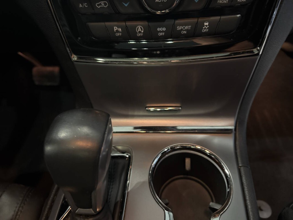 2020 Jeep Grand Cherokee Image 44