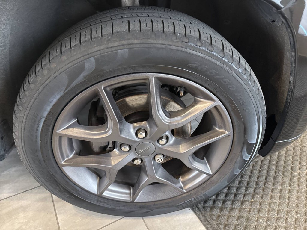 2020 Jeep Grand Cherokee Image 45