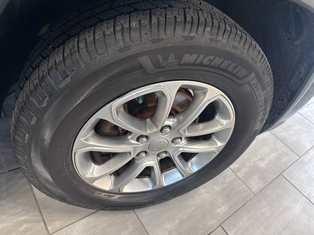 2014 Jeep Grand Cherokee Image 15