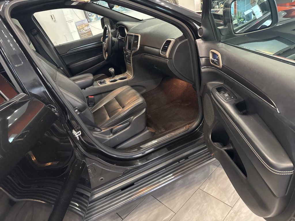 2014 Jeep Grand Cherokee Image 17