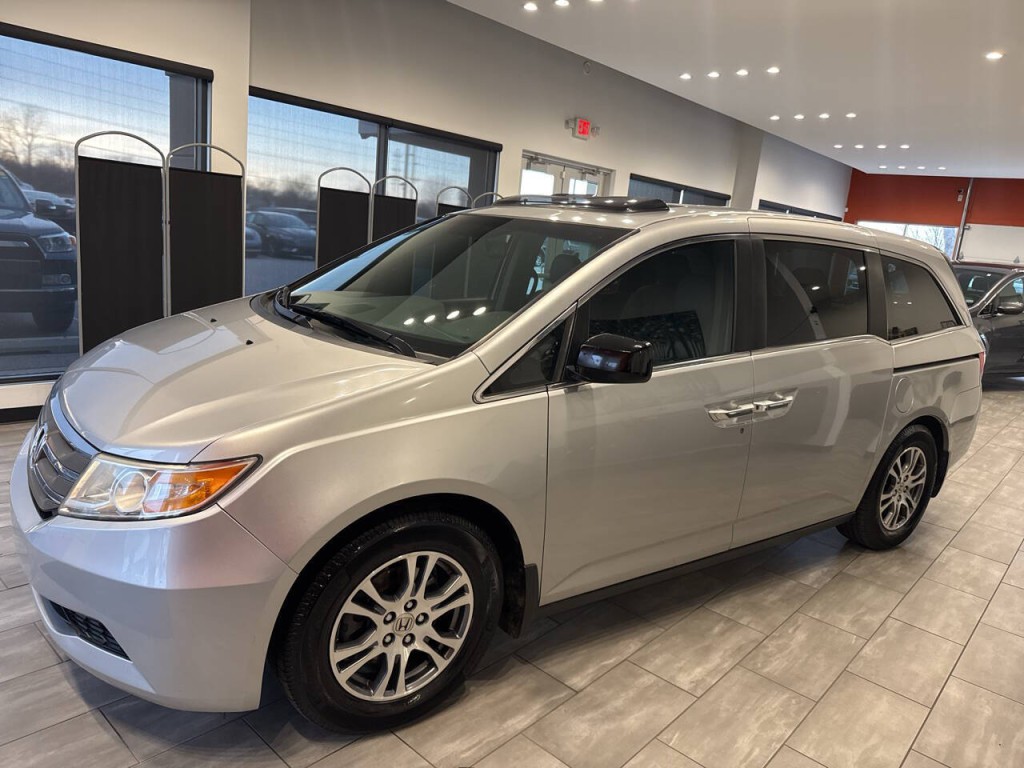 2011 Honda Odyssey Image 9