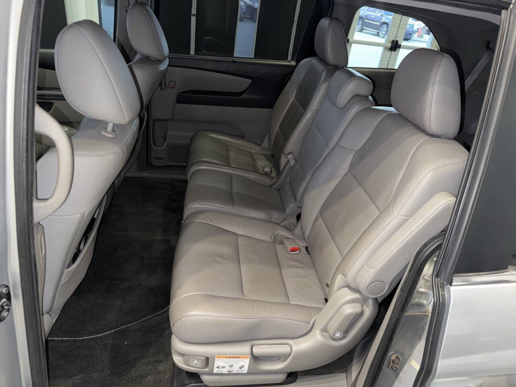 2011 Honda Odyssey Image 26