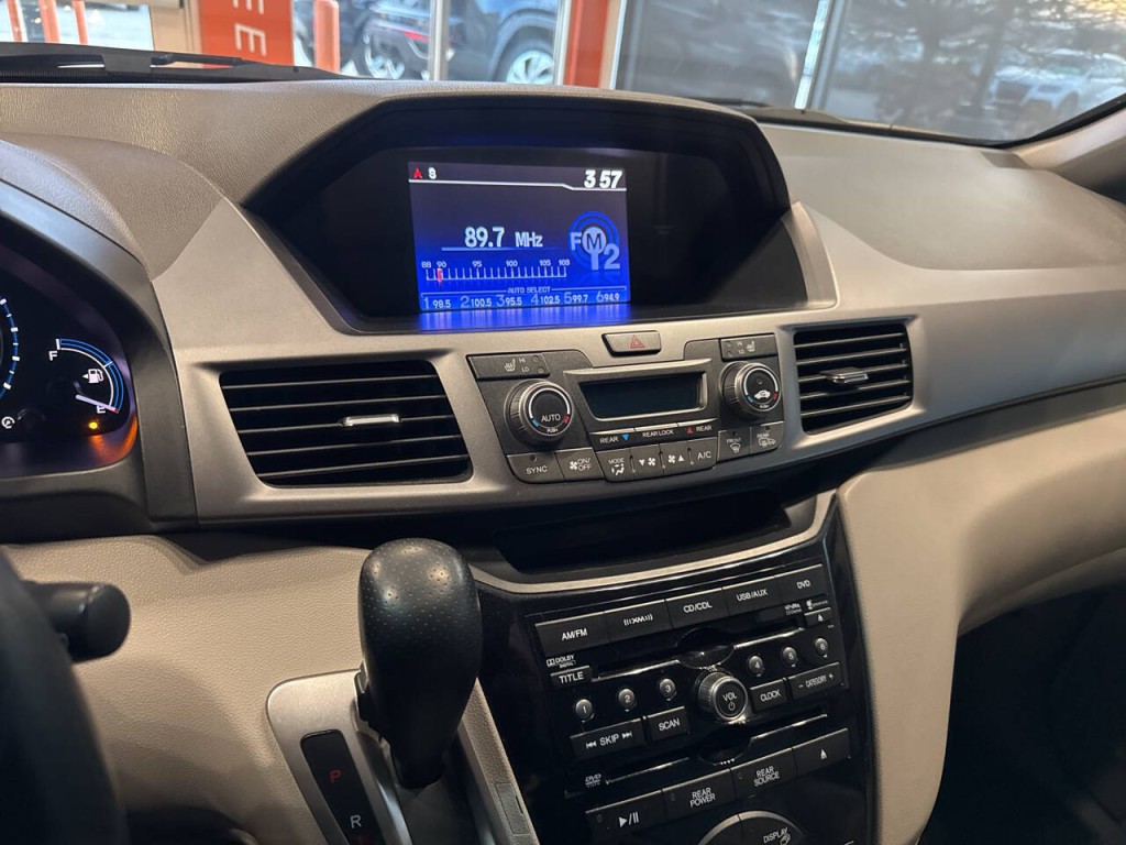 2011 Honda Odyssey Image 35