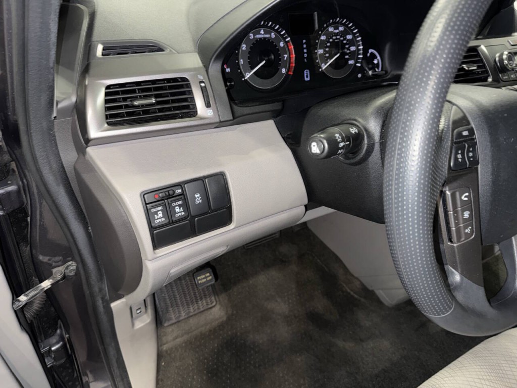 2014 Honda Odyssey Image 28