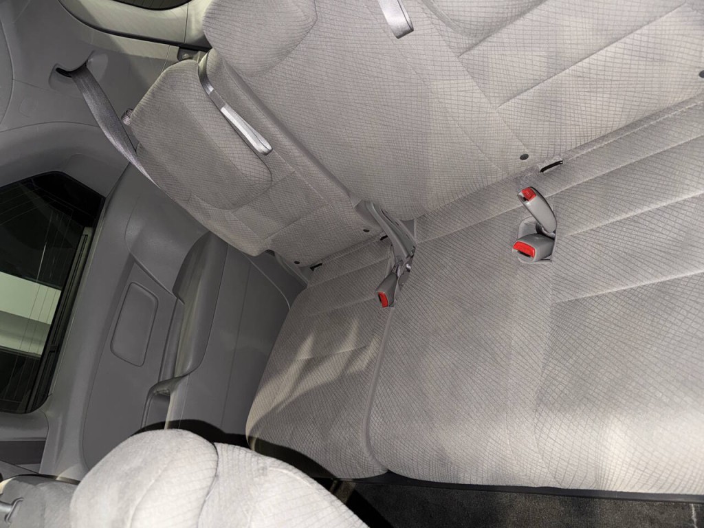 2014 Honda Odyssey Image 32