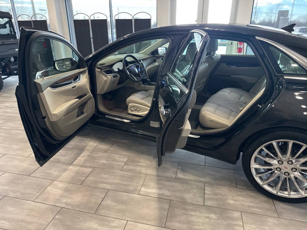 2014 Cadillac XTS Image 18