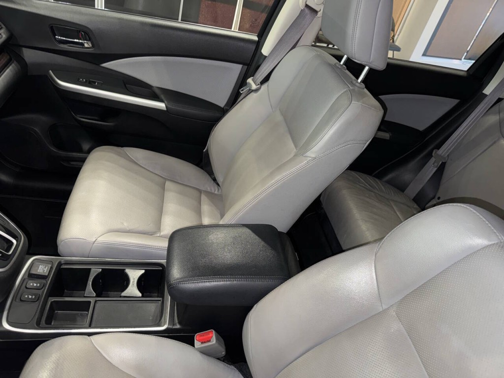 2015 Honda CR-V Image 28