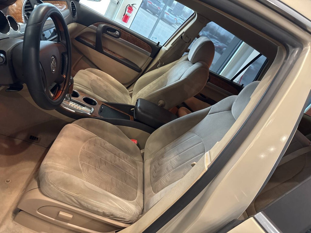 2008 Buick Enclave Image 12