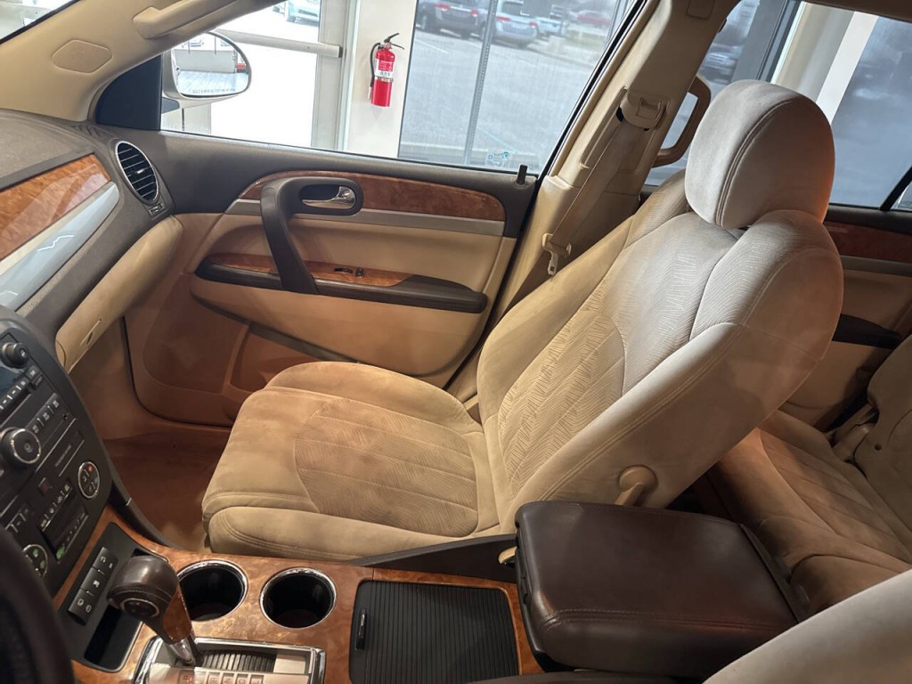 2008 Buick Enclave Image 14