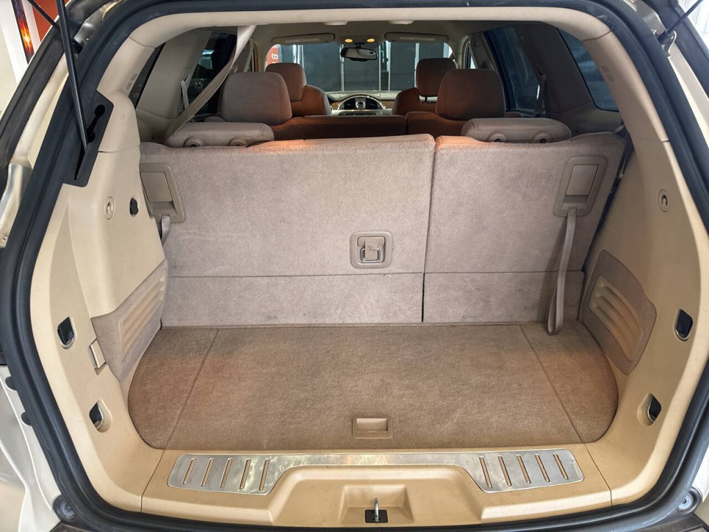 2008 Buick Enclave Image 18