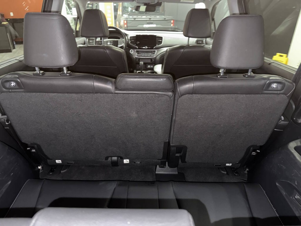 2019 Honda Pilot Image 35