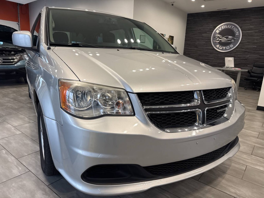 2012 Dodge Grand Caravan Image 1