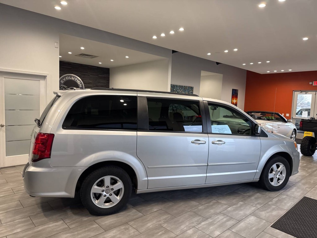 2012 Dodge Grand Caravan Image 11