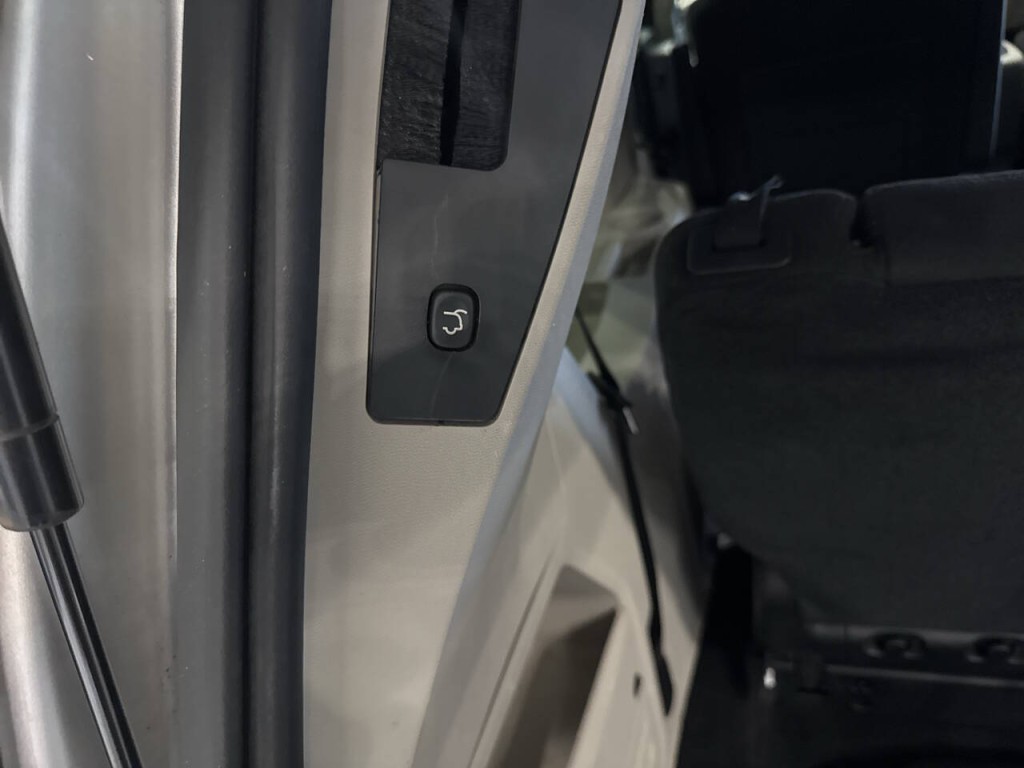 2012 Dodge Grand Caravan Image 20