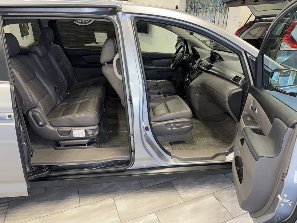2016 Honda Odyssey Image 19