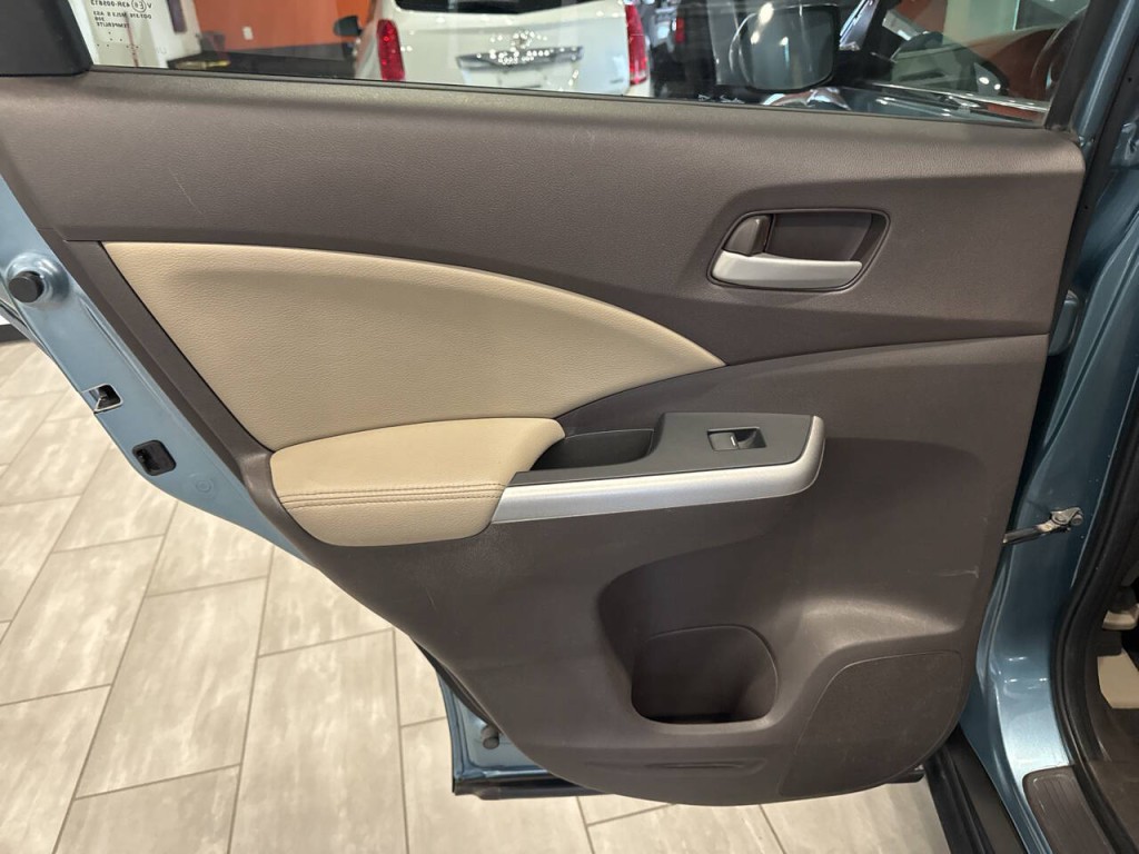 2014 Honda CR-V Image 32